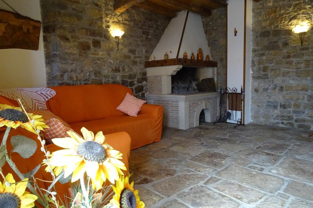 Villa Letizia Oprtalj Camera foto